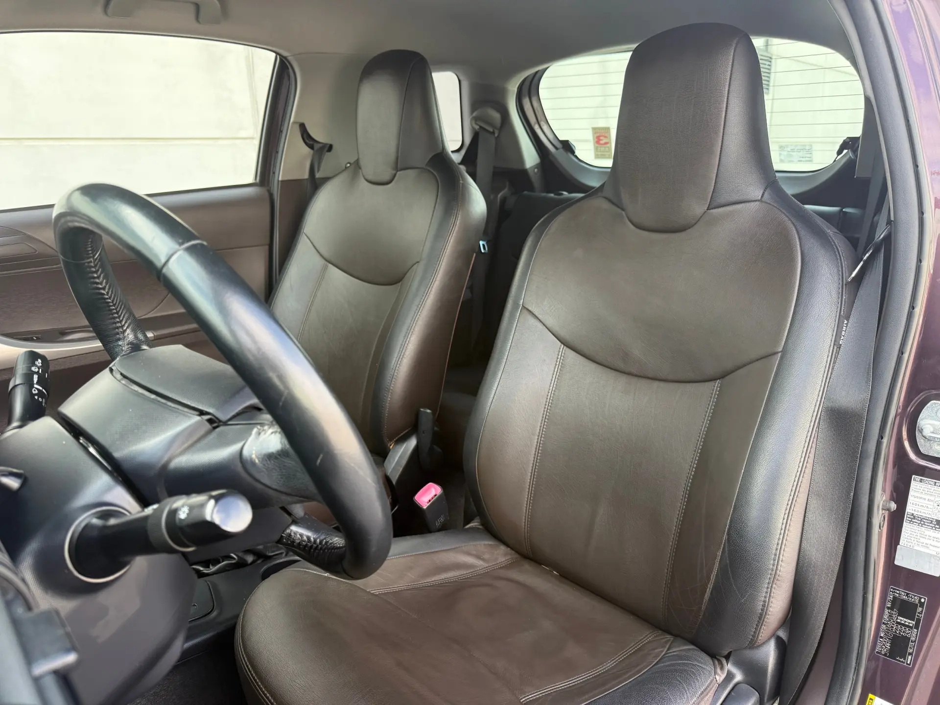 Toyota iQ 1.33 VVT-i 2 MultiDrive EP+NAVI+Bluetooth 10