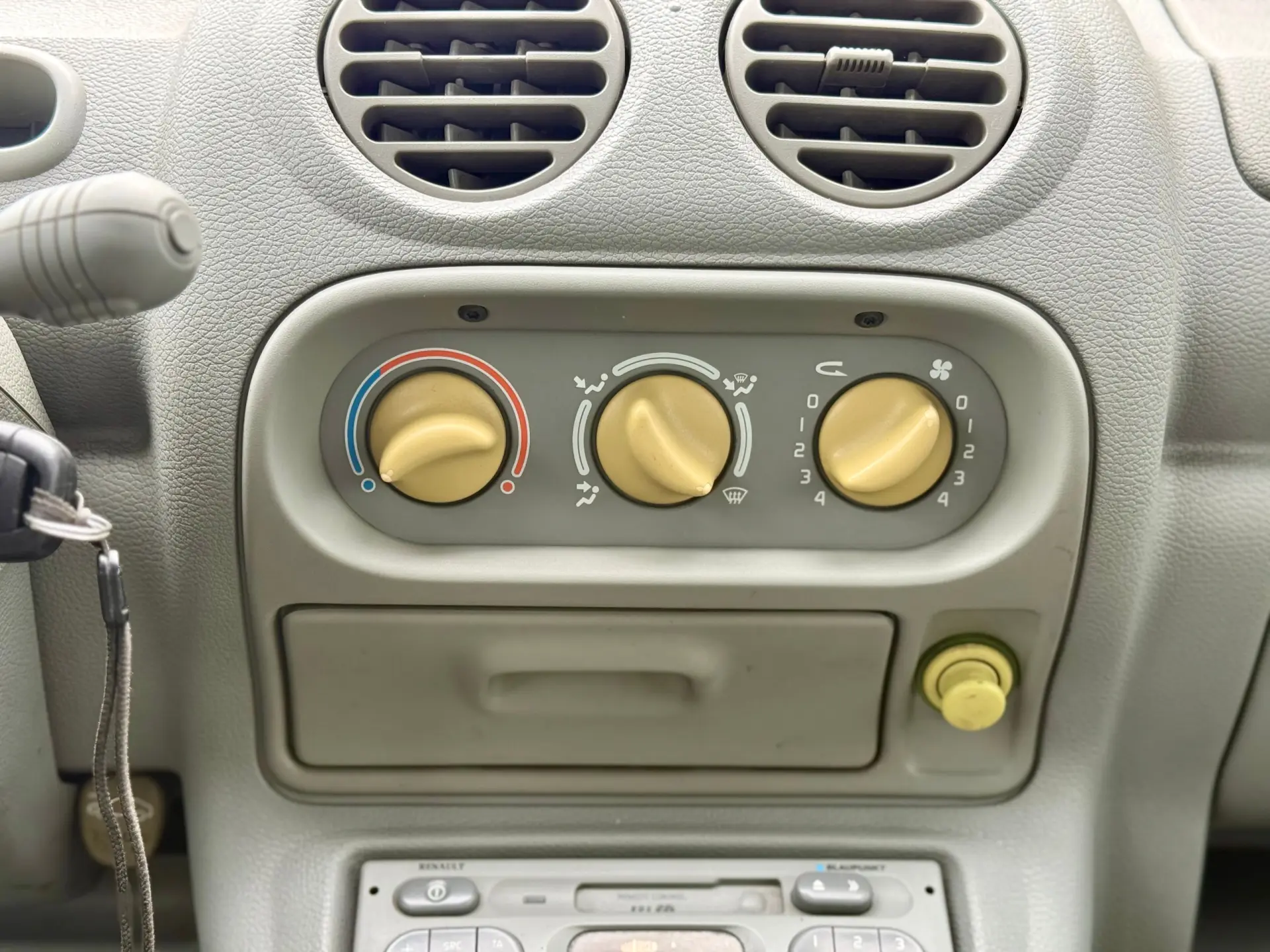 Renault Twingo 1.2 Pack 17