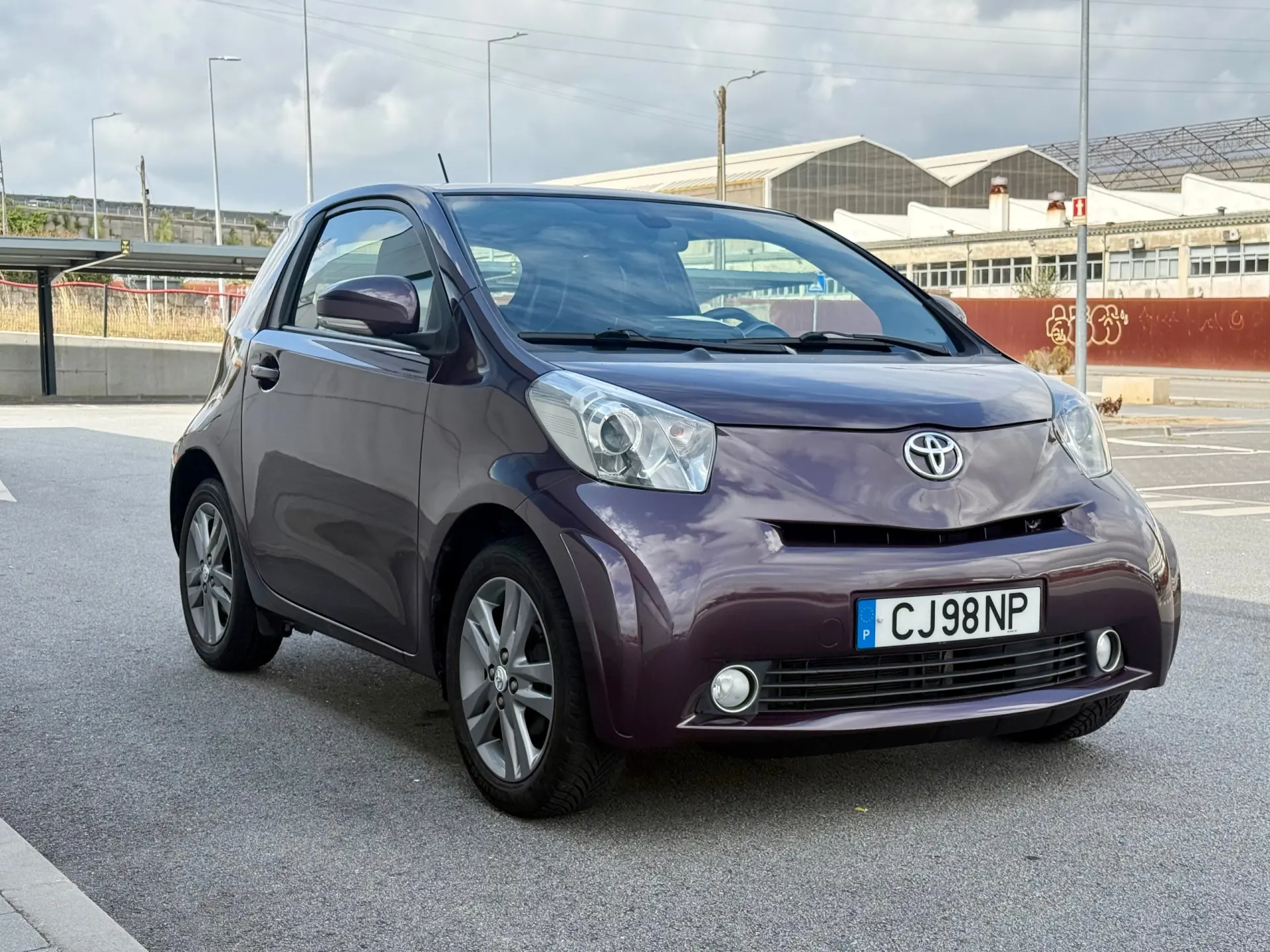Toyota iQ 1.33 VVT-i 2 MultiDrive EP+NAVI+Bluetooth 4