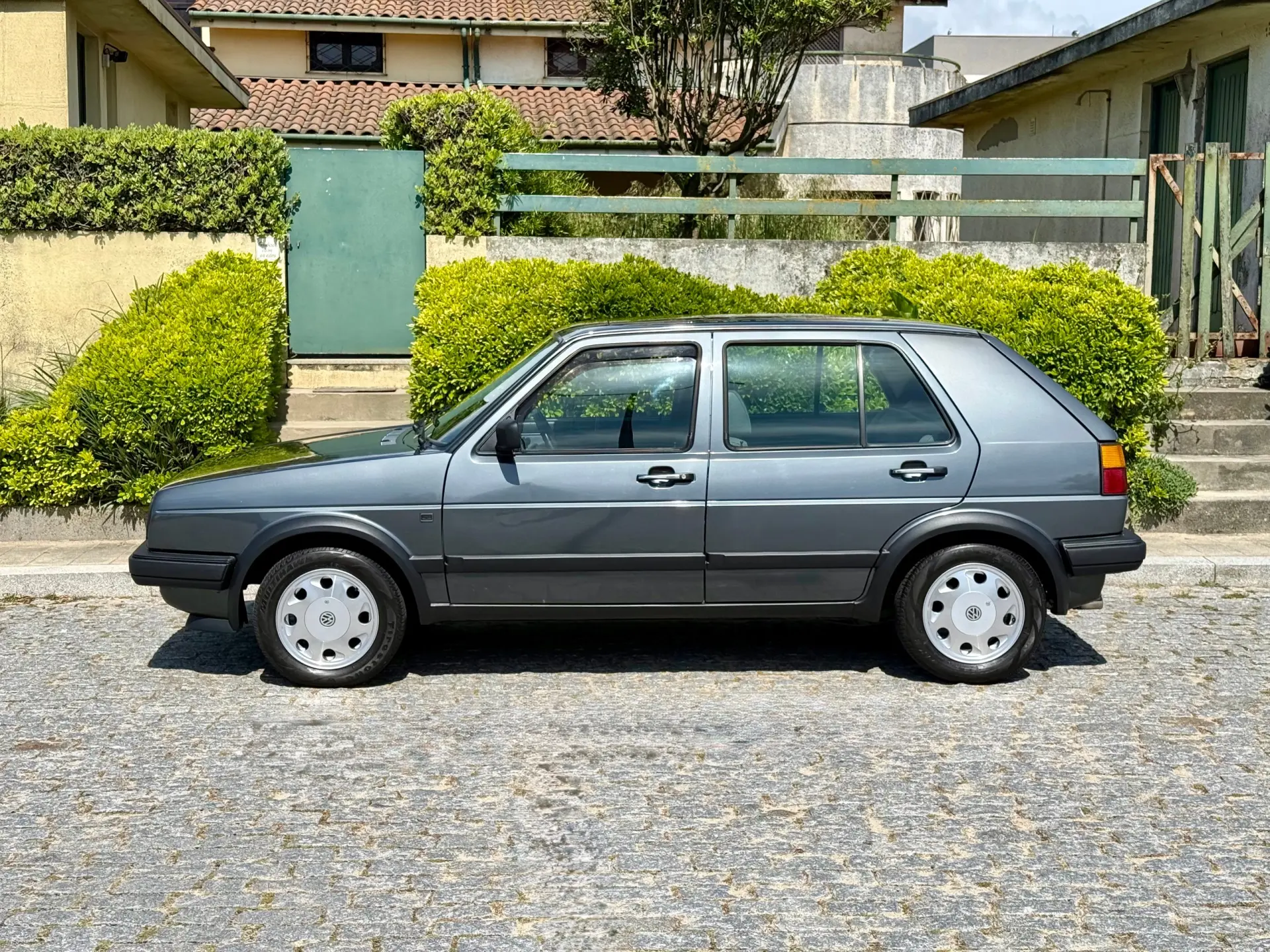 Volkswagen Golf 1.3 GL 2