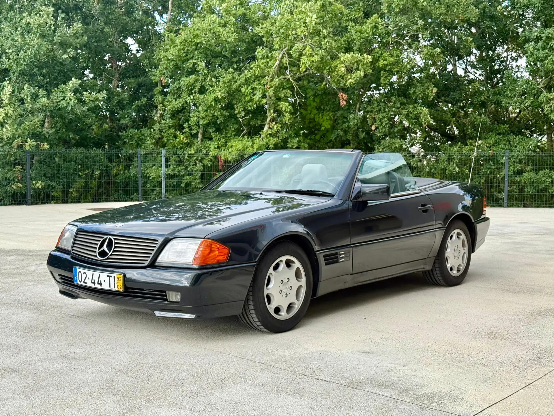 Mercedes-Benz SL 300 1