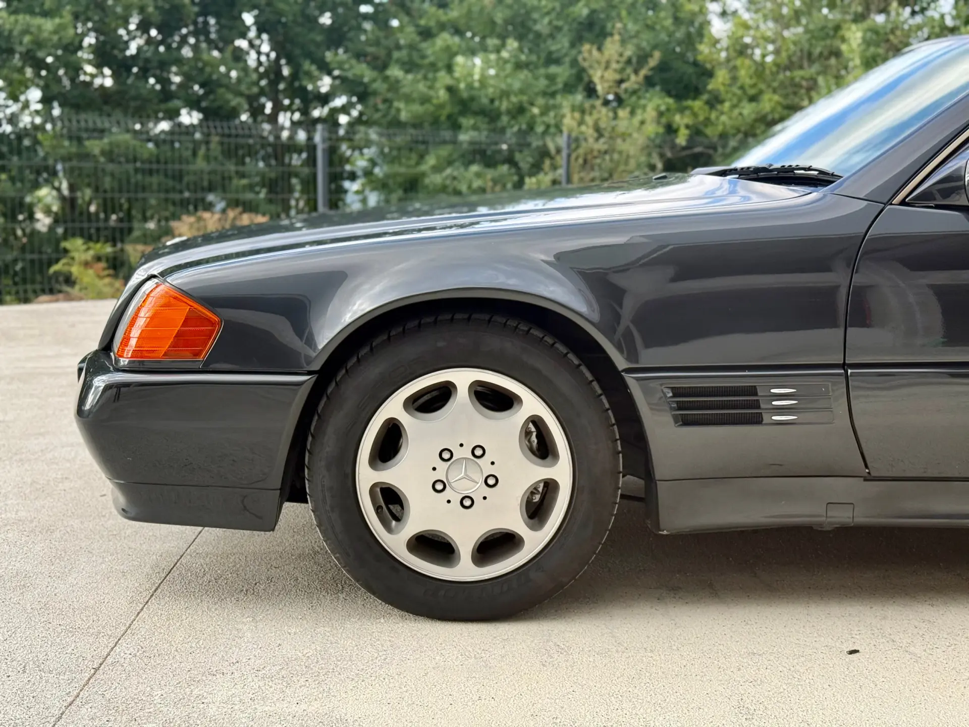 Mercedes-Benz SL 300 13