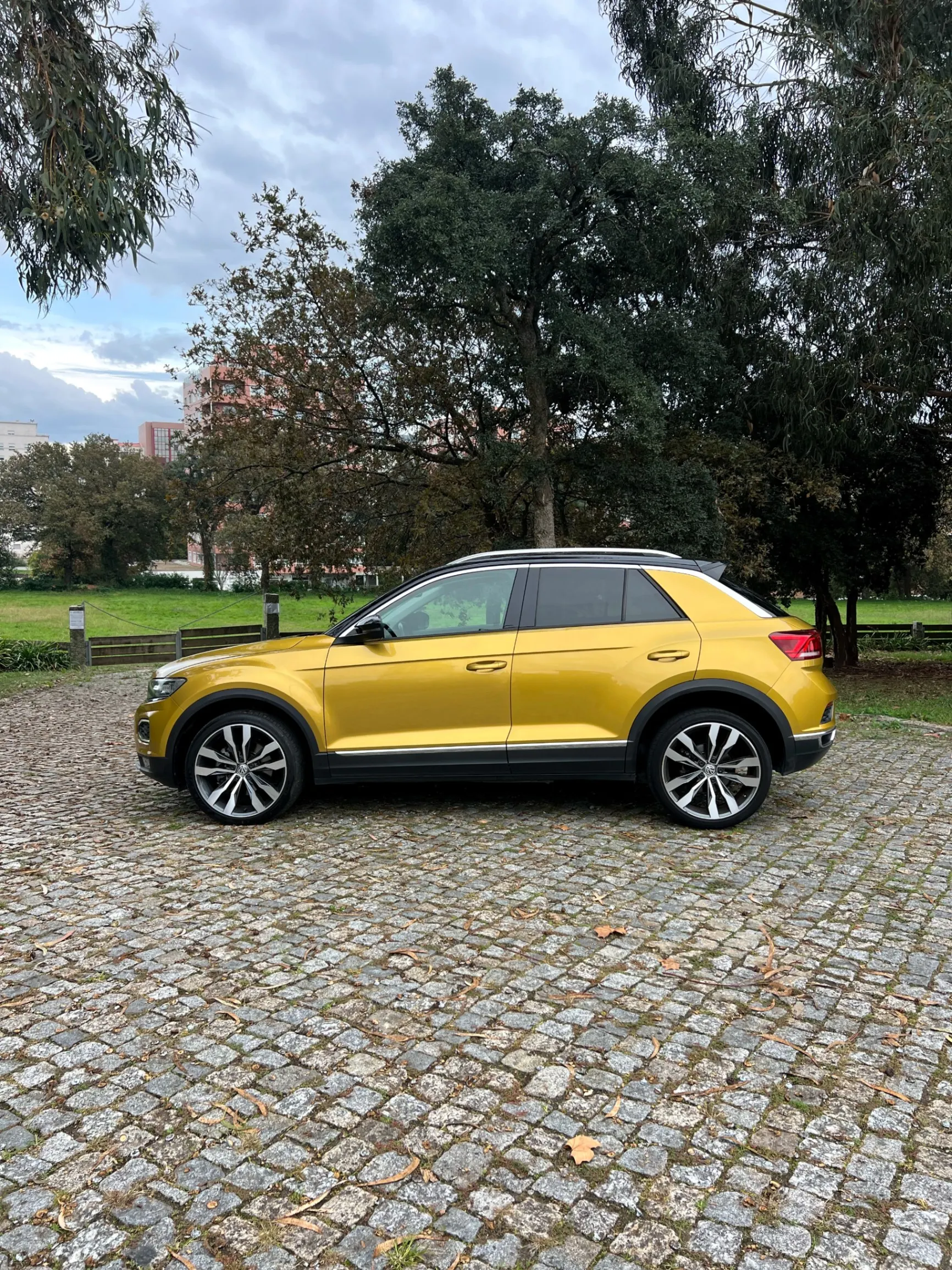 Volkswagen T-Roc 2.0 TDI Sport DSG 4Motion 6