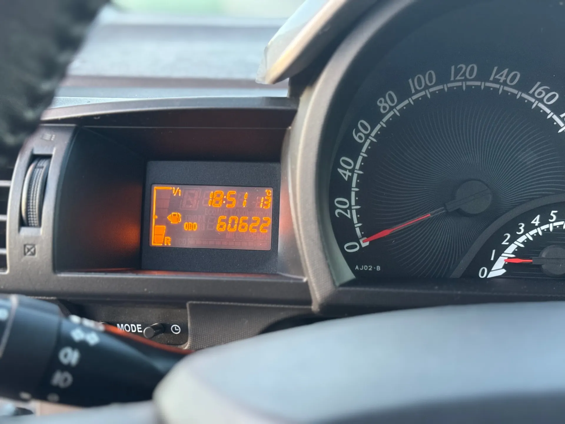 Toyota iQ 1.33 VVT-i 2 NAVI+Bluetooth 11