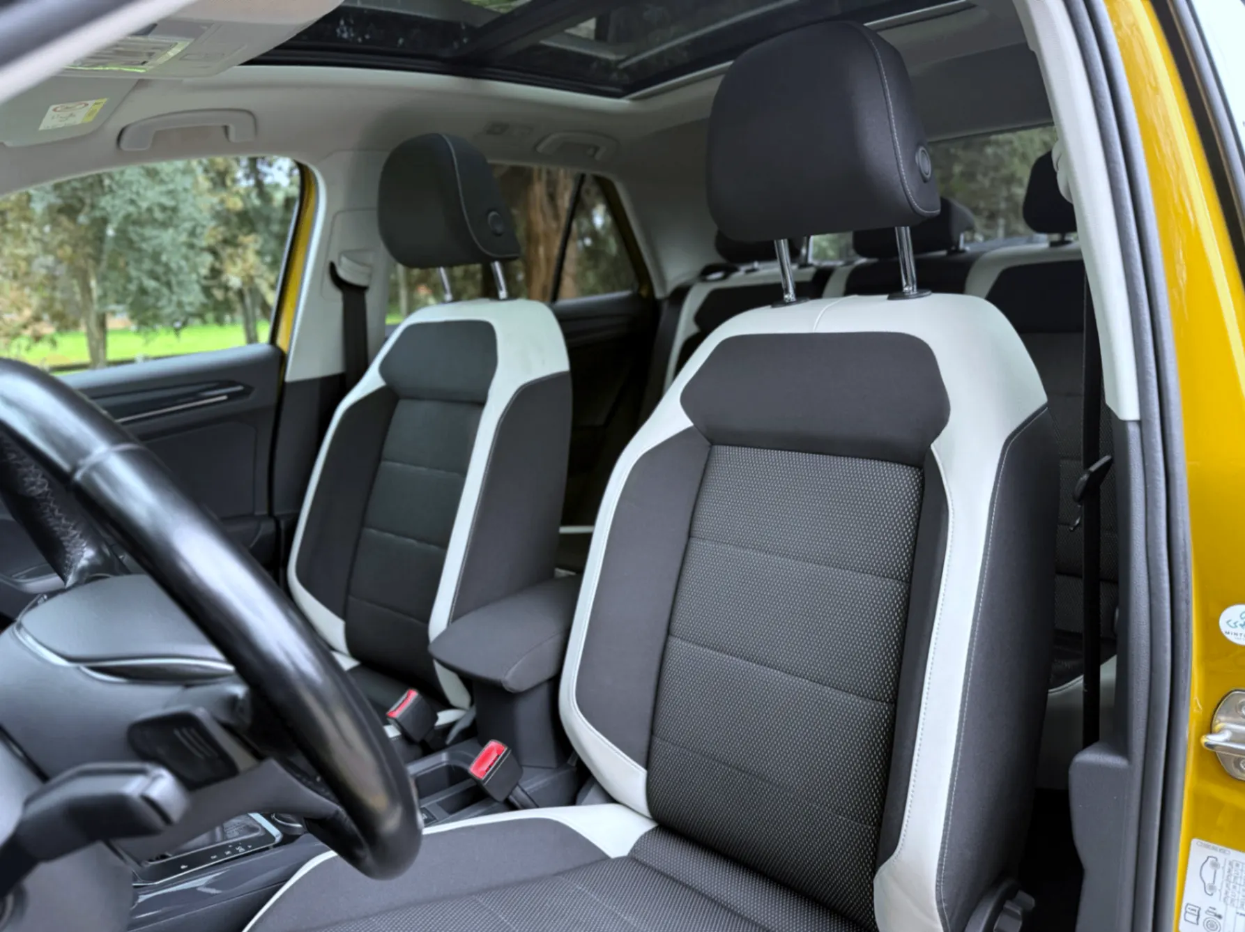 Volkswagen T-Roc 2.0 TDI Sport DSG 4Motion 17