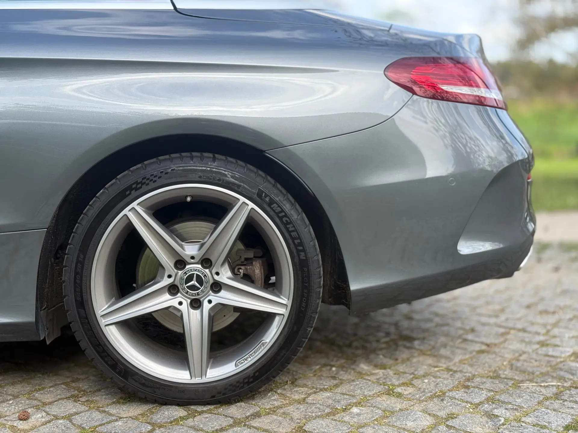 Mercedes-Benz C 220 d Cabrio 9G-Tronic AMG Line 5