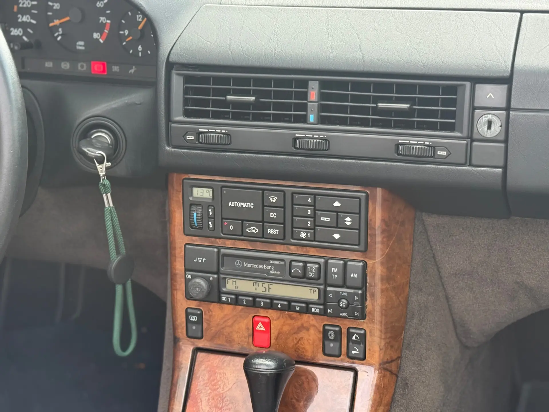 Mercedes-Benz SL 300 18