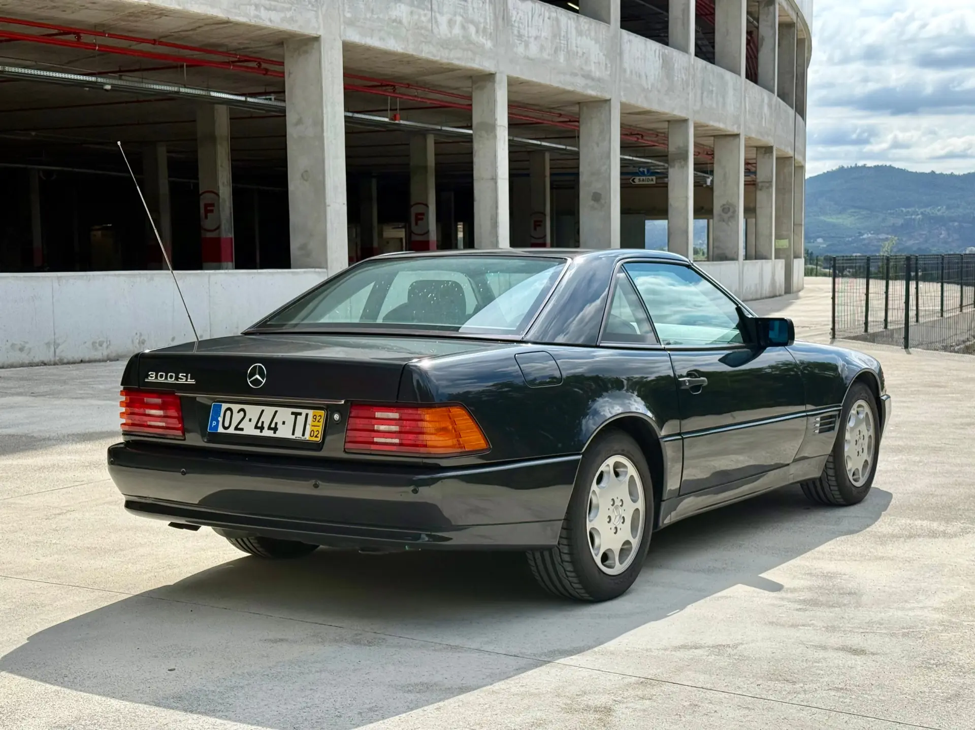 Mercedes-Benz SL 300 10