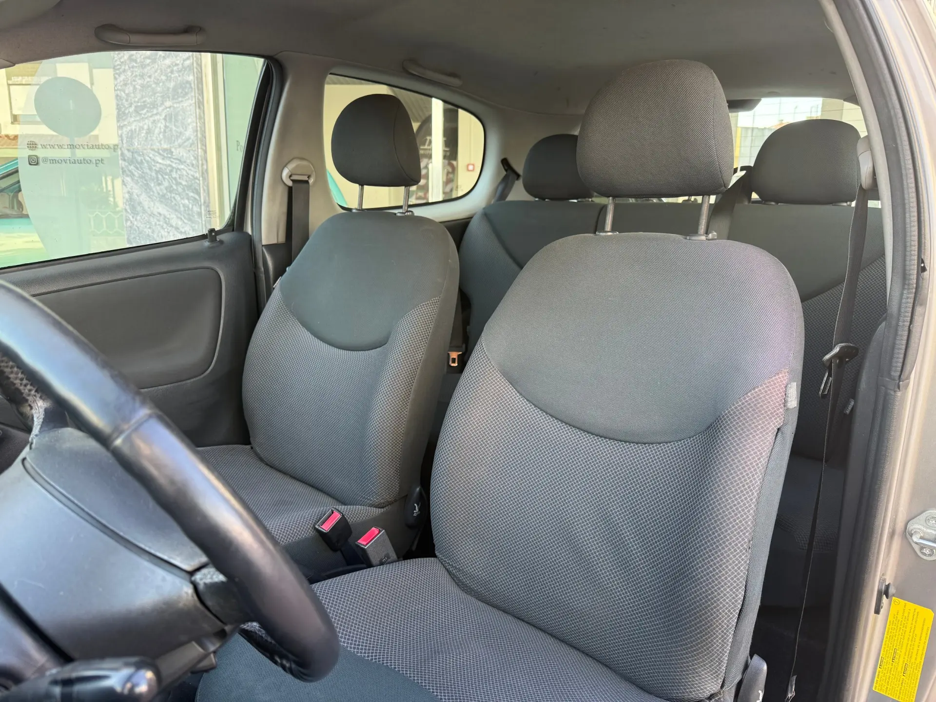 Toyota Yaris 1.0 Sol MMT AC 7