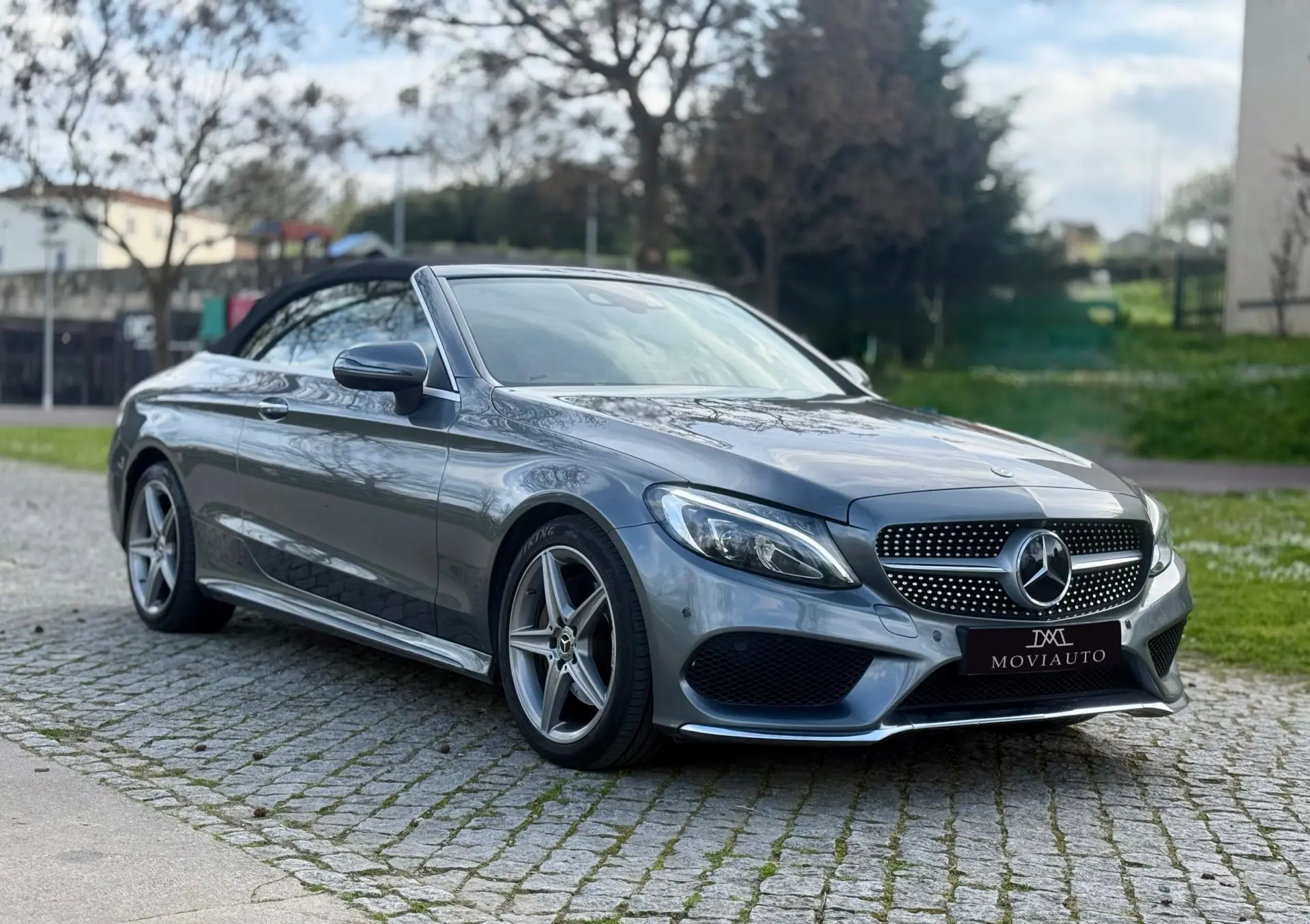 Mercedes-Benz C 220 d Cabrio 9G-Tronic AMG Line 3