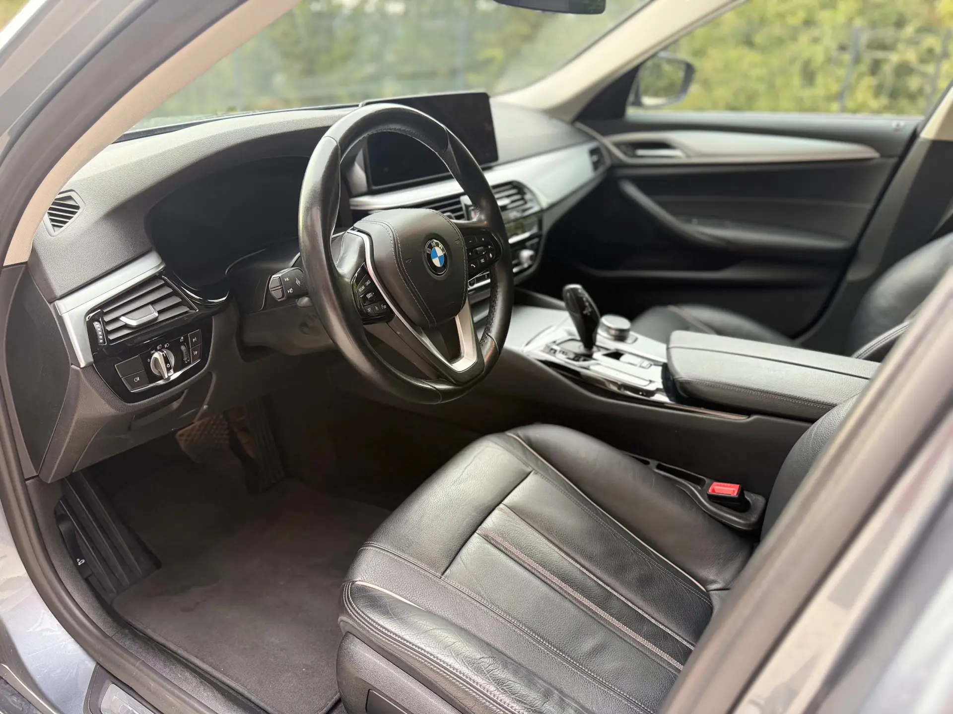 BMW 520 d Line Luxury Auto 13
