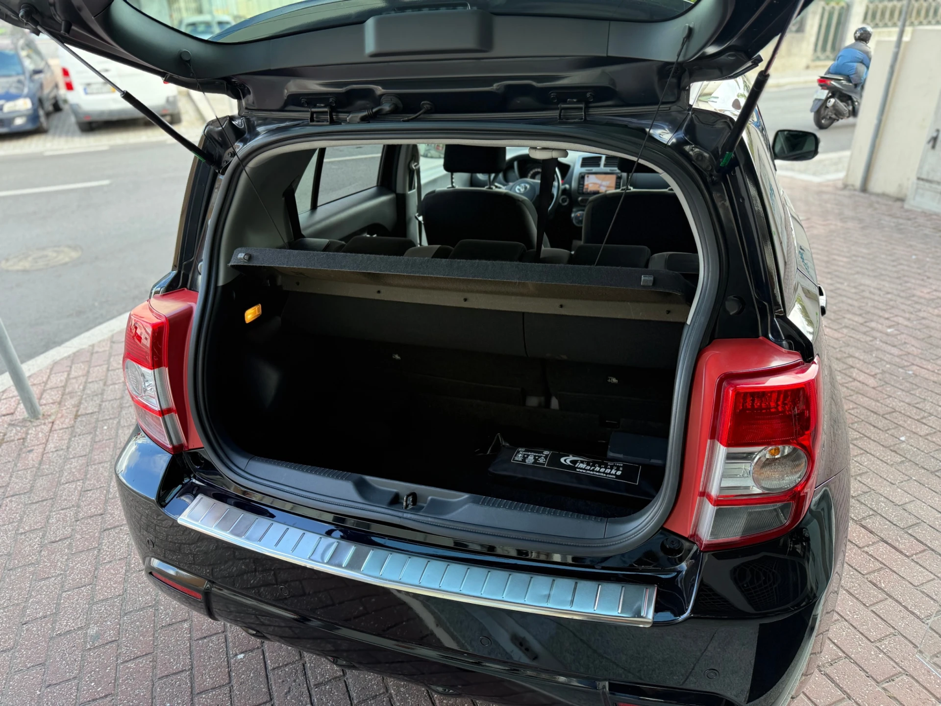Toyota Urban Cruiser 1.4 D-4D High Pack +NAVI 14