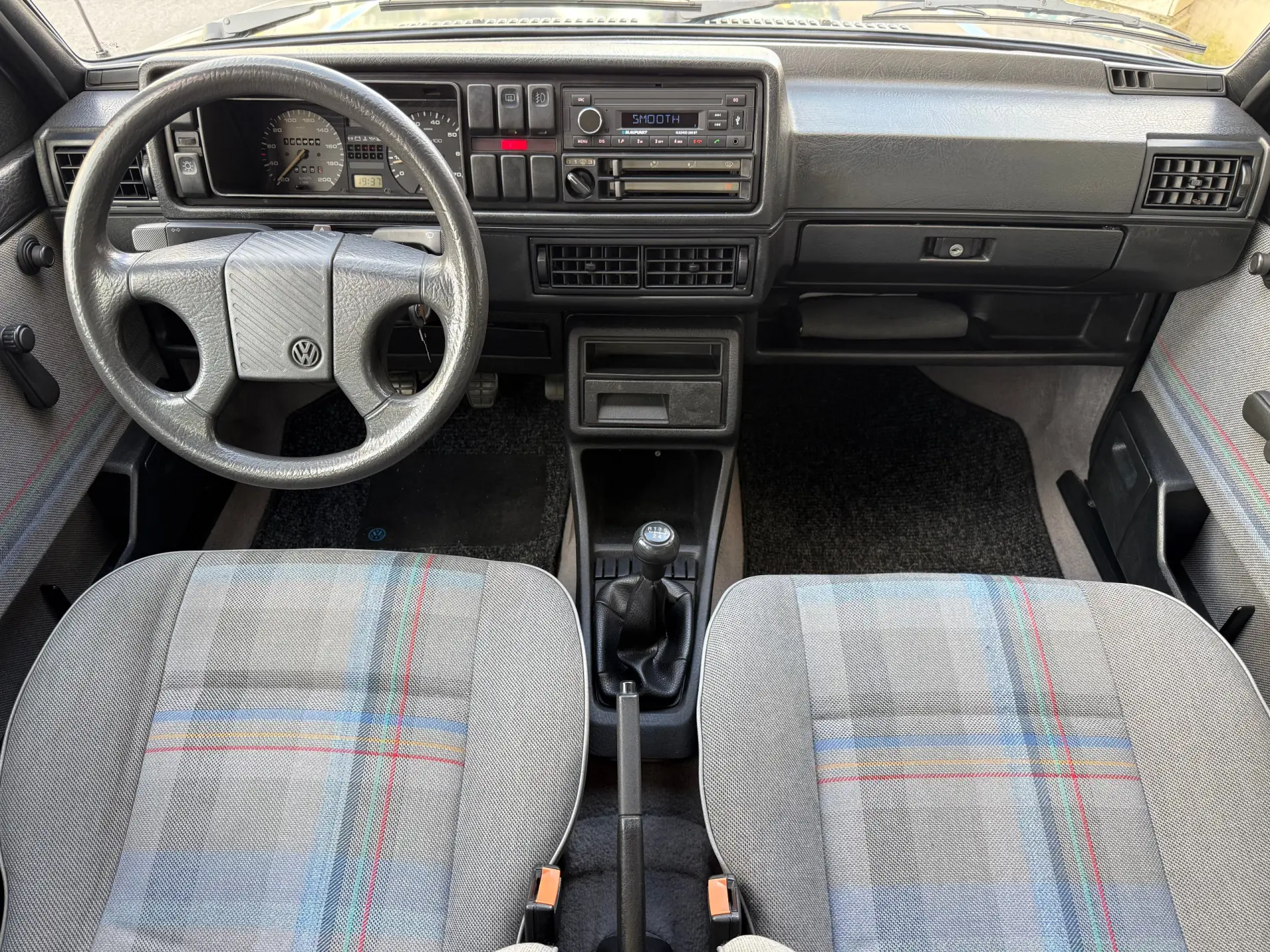 Volkswagen Golf 1.3 GL 8