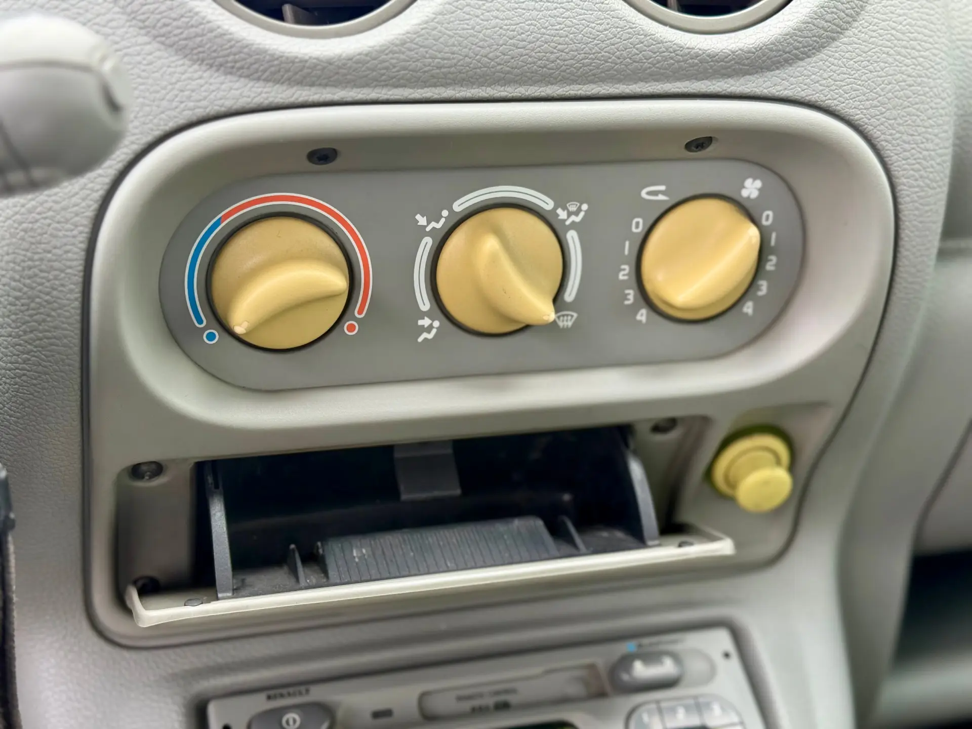 Renault Twingo 1.2 Pack 19