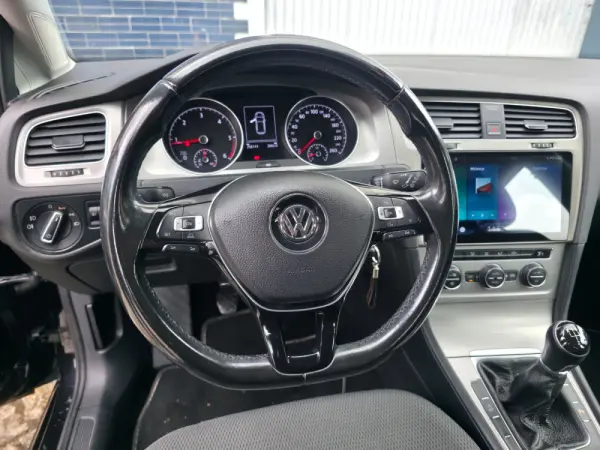 Volkswagen Golf 1.6 TDi GPS Edition 23