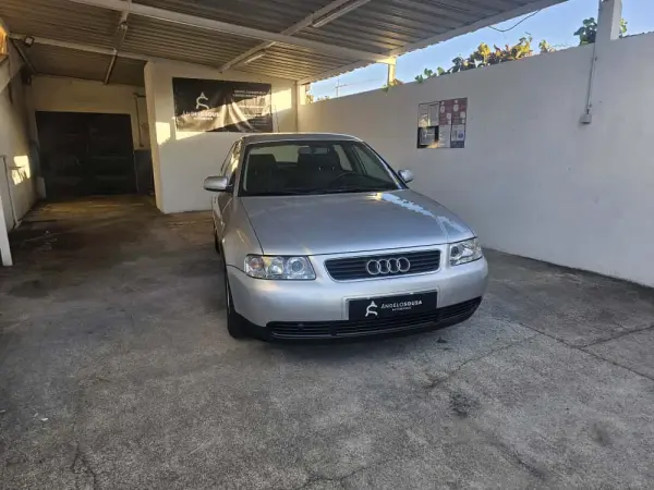 Audi A3 Sportback 1.6 Ambiente Tip. 6