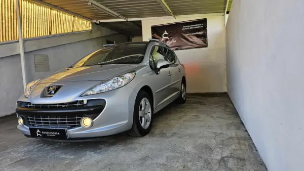 Peugeot 207 SW 1.4 VTi Sportium 7