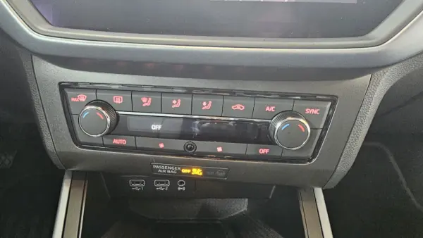 SEAT Arona 1.0 TSI Style 44