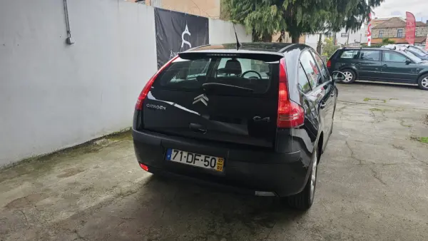 Citroen C4 1.4 16V SX 11