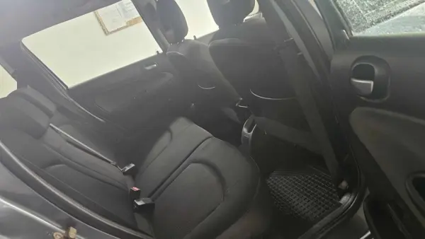 Peugeot 206 SW 1.4 16V XS 38