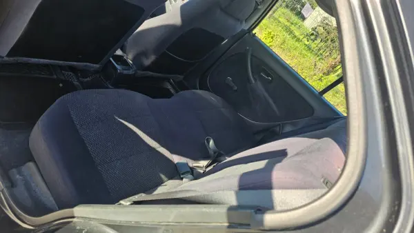 Honda Civic 1.4i Profile 38
