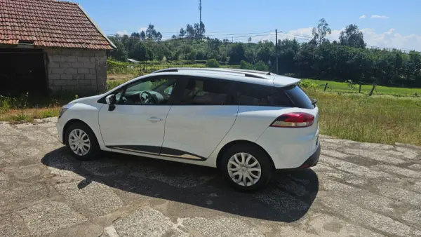 Renault Clio Sport Tourer 10
