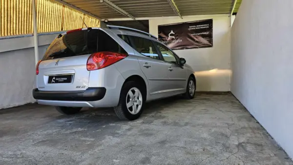 Peugeot 207 SW 1.4 VTi Sportium 27
