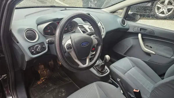 Ford Fiesta 1.4 TDCI Titanium 41