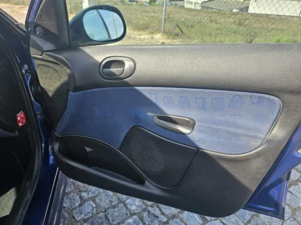 Peugeot 206 1.1 XR Présence 23