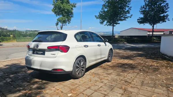 Fiat Tipo 1.6 M-Jet Lounge J17 13