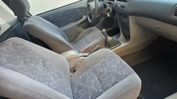 Toyota Corolla 2.0 D-4D Sol 29