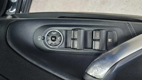 Ford Mondeo SW 1.8 TDCi Titanium 39