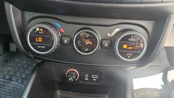 Fiat Tipo 1.6 M-Jet Lounge J17 37