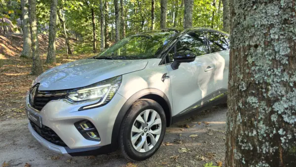 Renault Captur 1.0 TCe Intens 9