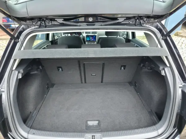 Volkswagen Golf 1.6 TDi GPS Edition 32