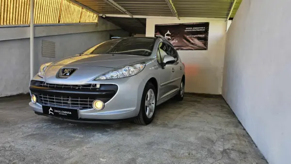 Peugeot 207 SW 1.4 VTi Sportium 2