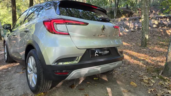 Renault Captur 1.0 TCe Intens 10
