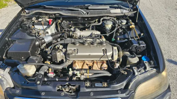 Honda Civic 1.4i Profile 19