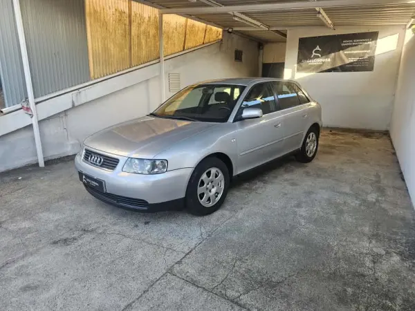 Audi A3 Sportback 1.6 Ambiente Tip. 17