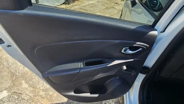 Renault Clio Sport Tourer 19