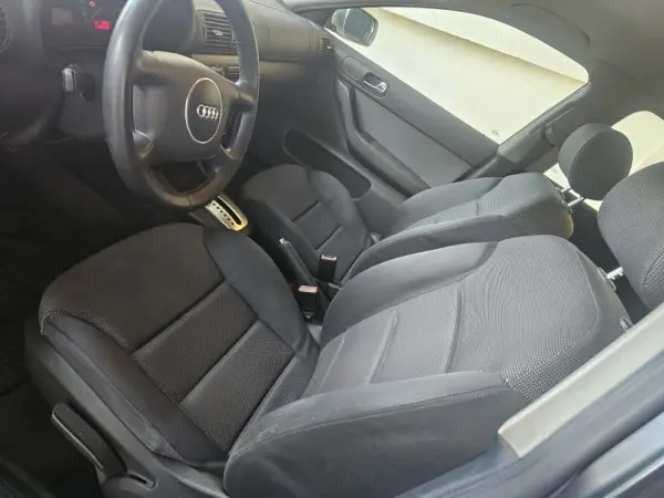 Audi A3 Sportback 1.6 Ambiente Tip. 35