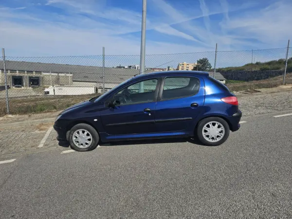 Peugeot 206 1.1 XR Présence 5