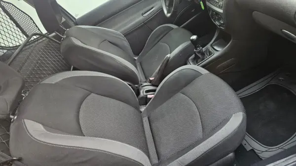 Peugeot 206 1.6 HDi XS 31