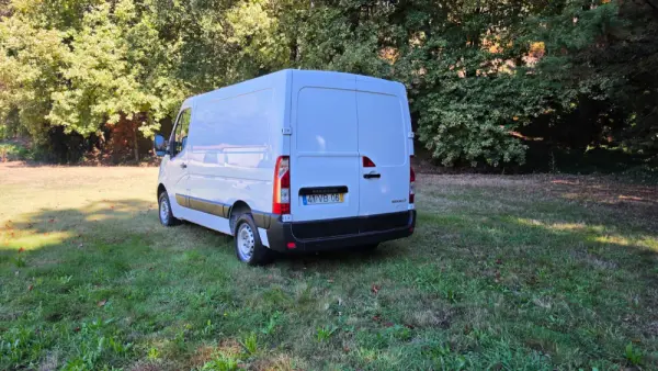 Renault Master 2.3 dCi L1H1 3.3T 18