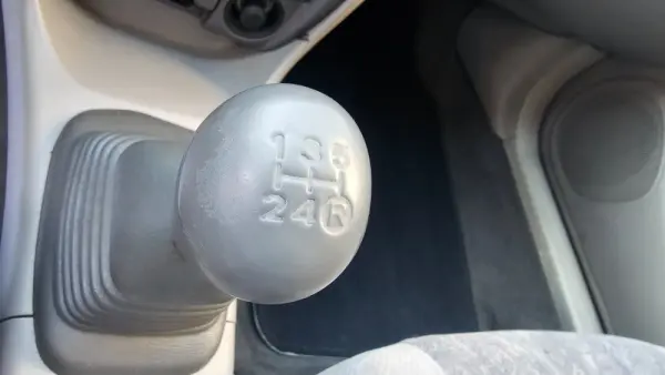Toyota Corolla 2.0 D-4D Sol 18