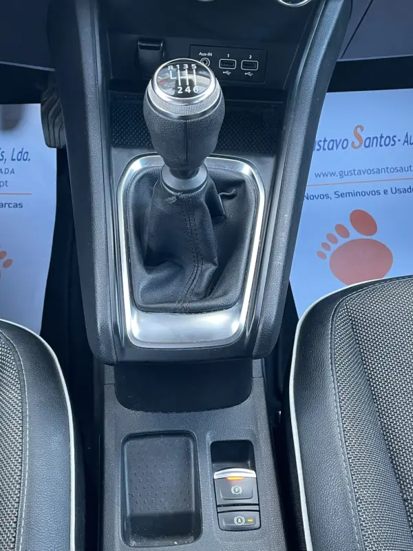 Renault Captur 1.0 TCe Intens 26