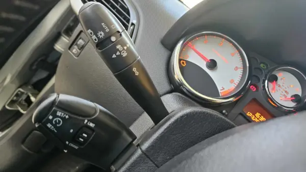 Peugeot 207 SW 1.4 VTi Sportium 44