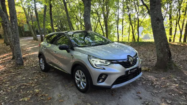 Renault Captur 1.0 TCe Intens 6