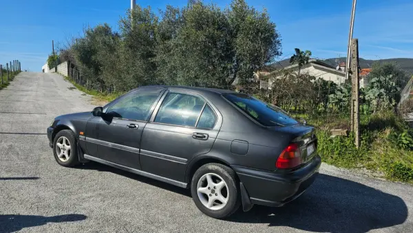 Honda Civic 1.4i Profile 10