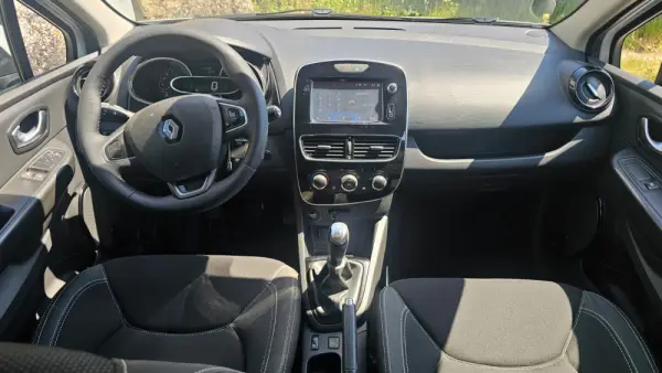 Renault Clio Sport Tourer 24